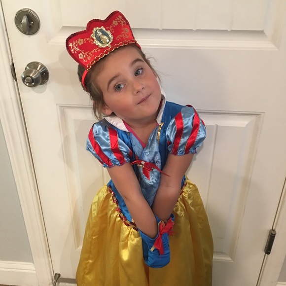 I’m Lori, my husband, daughters,grandson & Suki 💗 - Picture 5 of 8